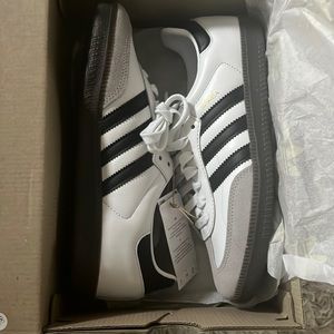 Samba og (size 6 men’s/size 7 women’s) ( never worn)